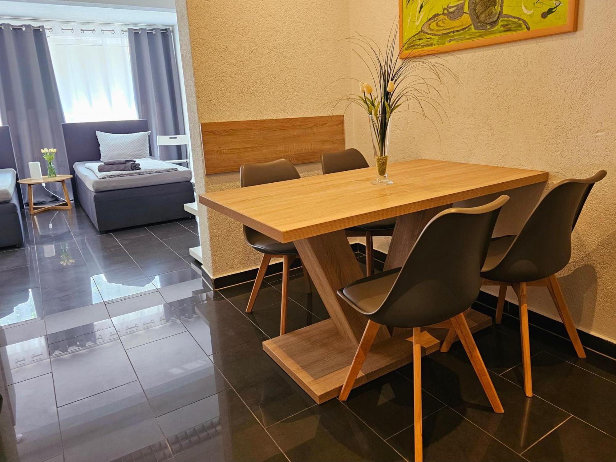Gaesteappartement Viktoria Sinsheim Kültér fotó